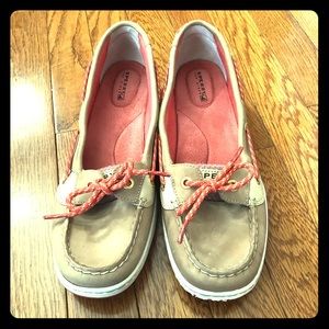 Sperry top-sider boat shoes